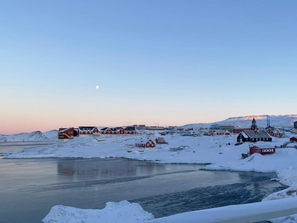 Ilulissat Stay - Seawatch Retreat מראה חיצוני תמונה